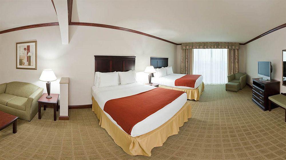 Holiday Inn Express Hotel & Suites Sherman Highway 75 By Ihg Ngoại thất bức ảnh