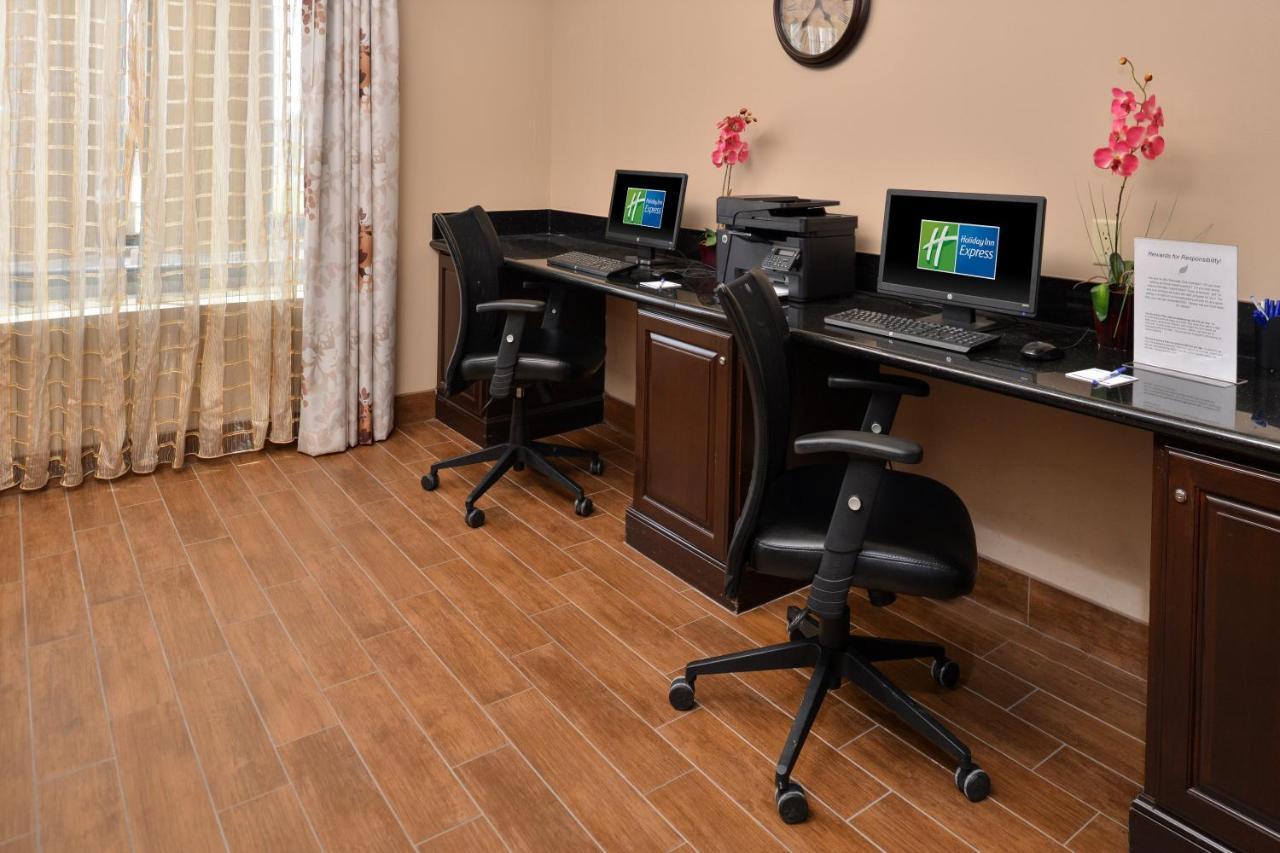 Holiday Inn Express Hotel & Suites Sherman Highway 75 By Ihg Ngoại thất bức ảnh