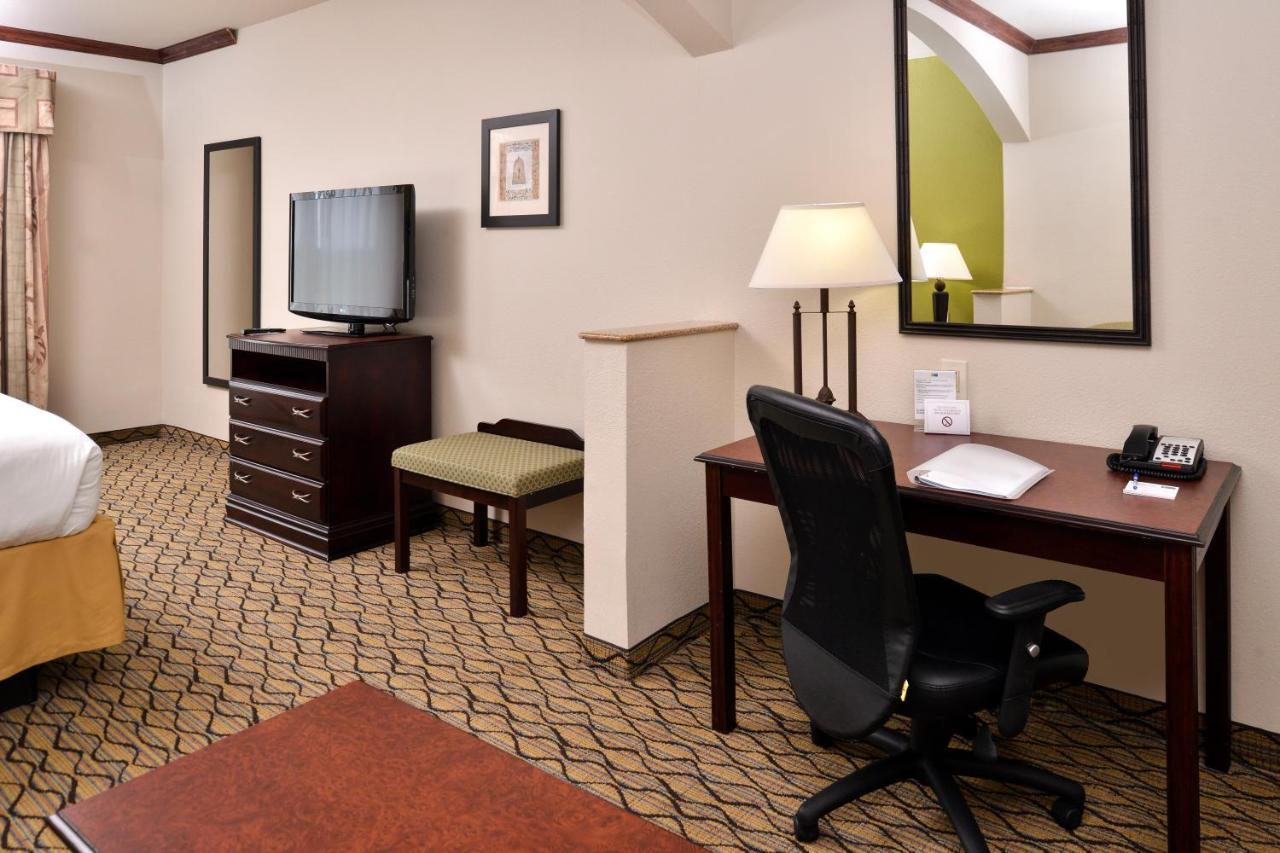 Holiday Inn Express Hotel & Suites Sherman Highway 75 By Ihg Ngoại thất bức ảnh